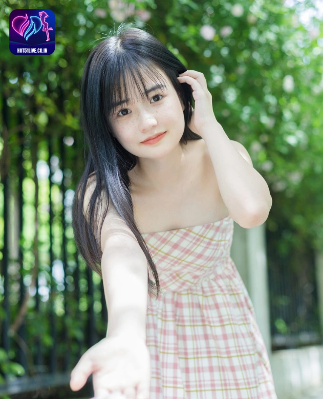 Exploring Mei Mei Star Chinese Livestream Hot51: A Deep Dive into the World of Free Video Chat and Live Entertainment Beautiful Girl. 2 - Hot51 Live Mei Mei-hotlive